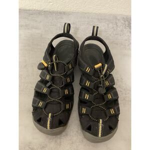 Keen Clearwater 1008770 Closed Toe Water Sandel Black W 6.5